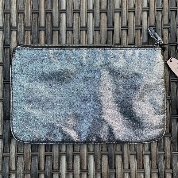 VICTORIA’S SECRET black & silver metallic foiled cosmetic bag - Picture 6 of 12
